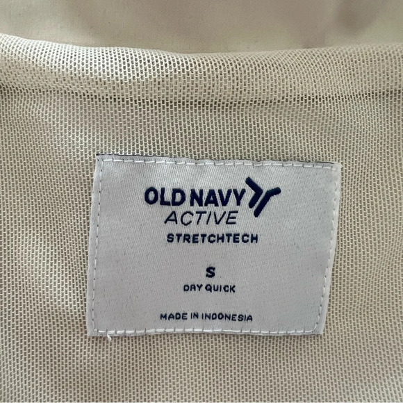 SOLD: Women’s Old Navy StretchTech Loose Cropped Jacket Cream sz S ruffled EUC - Picture 5 of 6